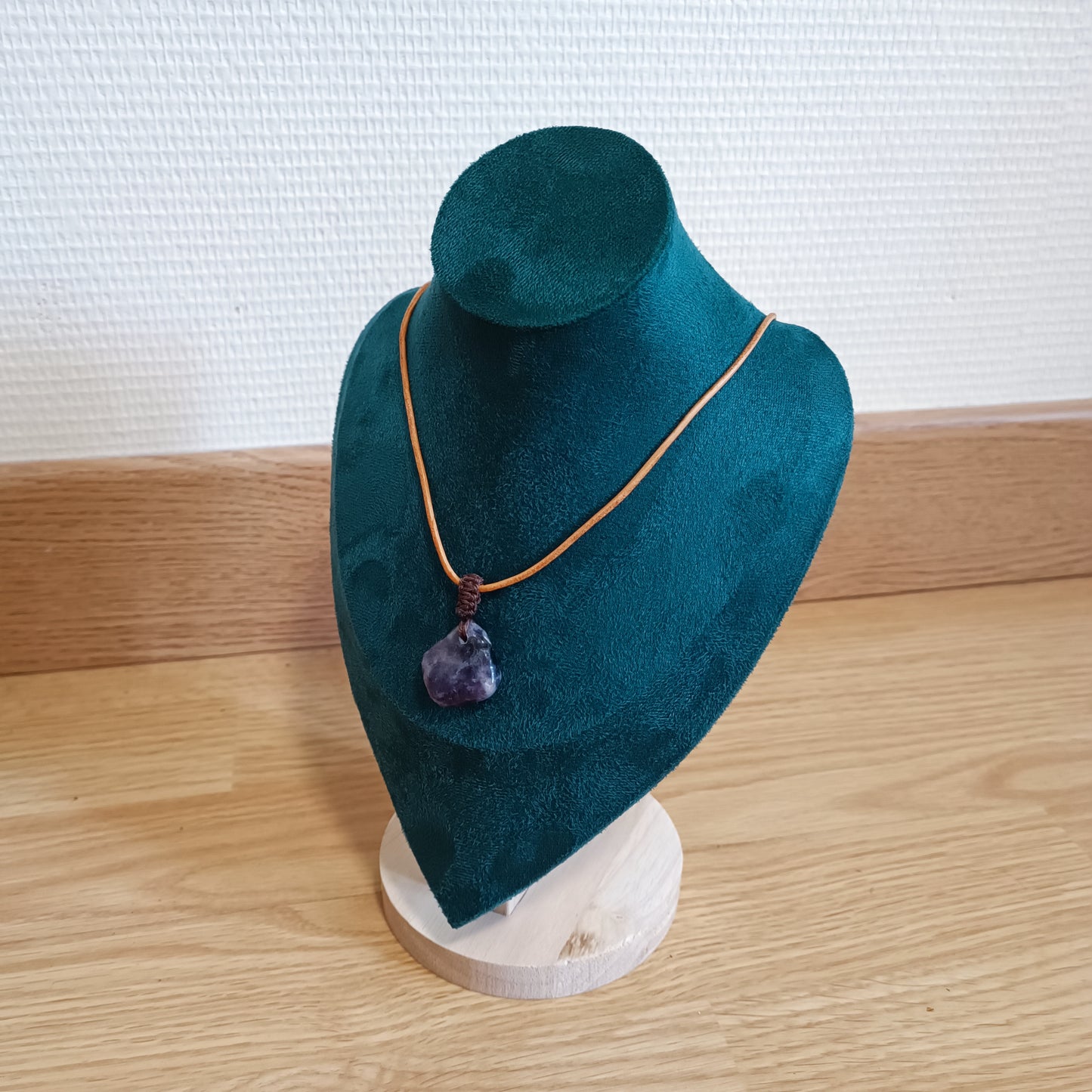 Collier lépidolite