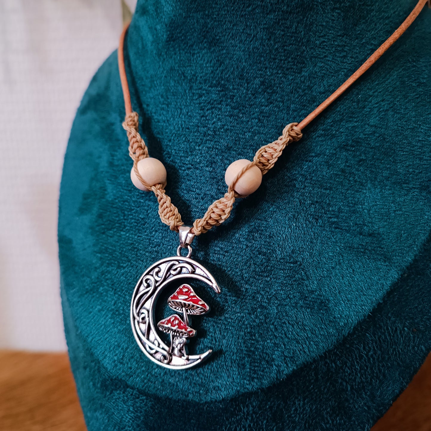 Collier lune forestière