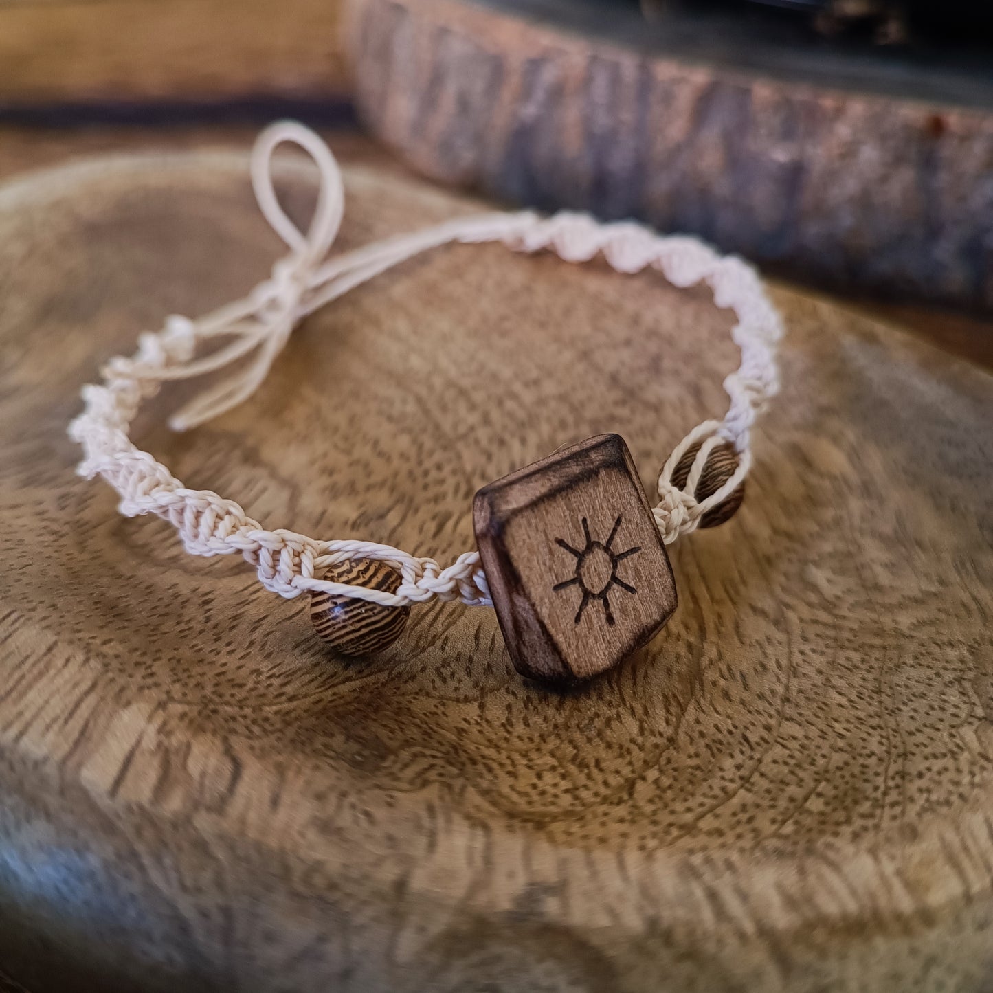Bracelet rune