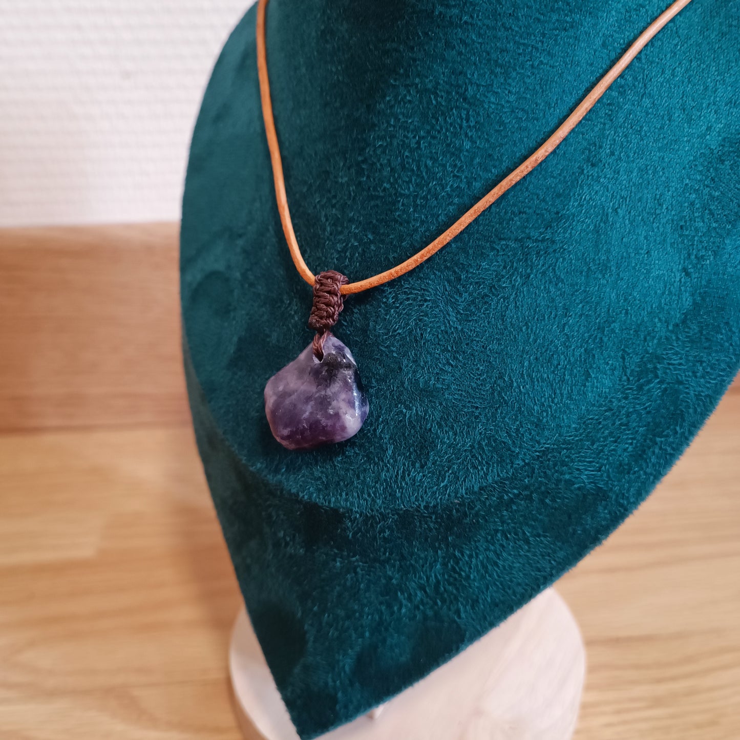 Collier lépidolite