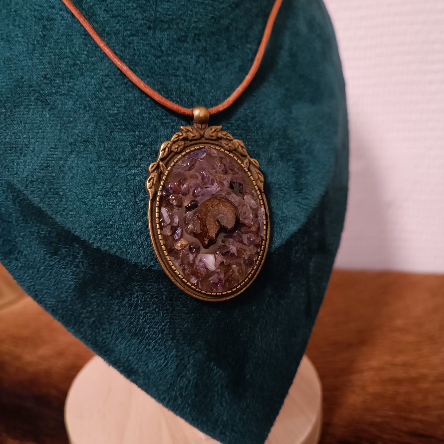 Collier ammonite