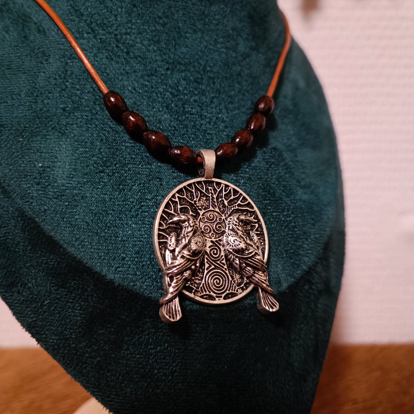 Collier corbeau