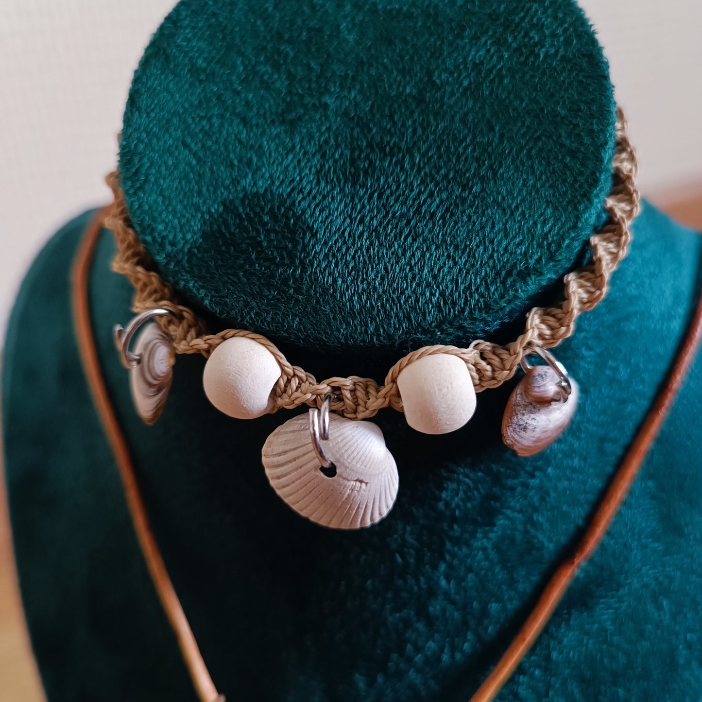 Collier et bracelet coquillage