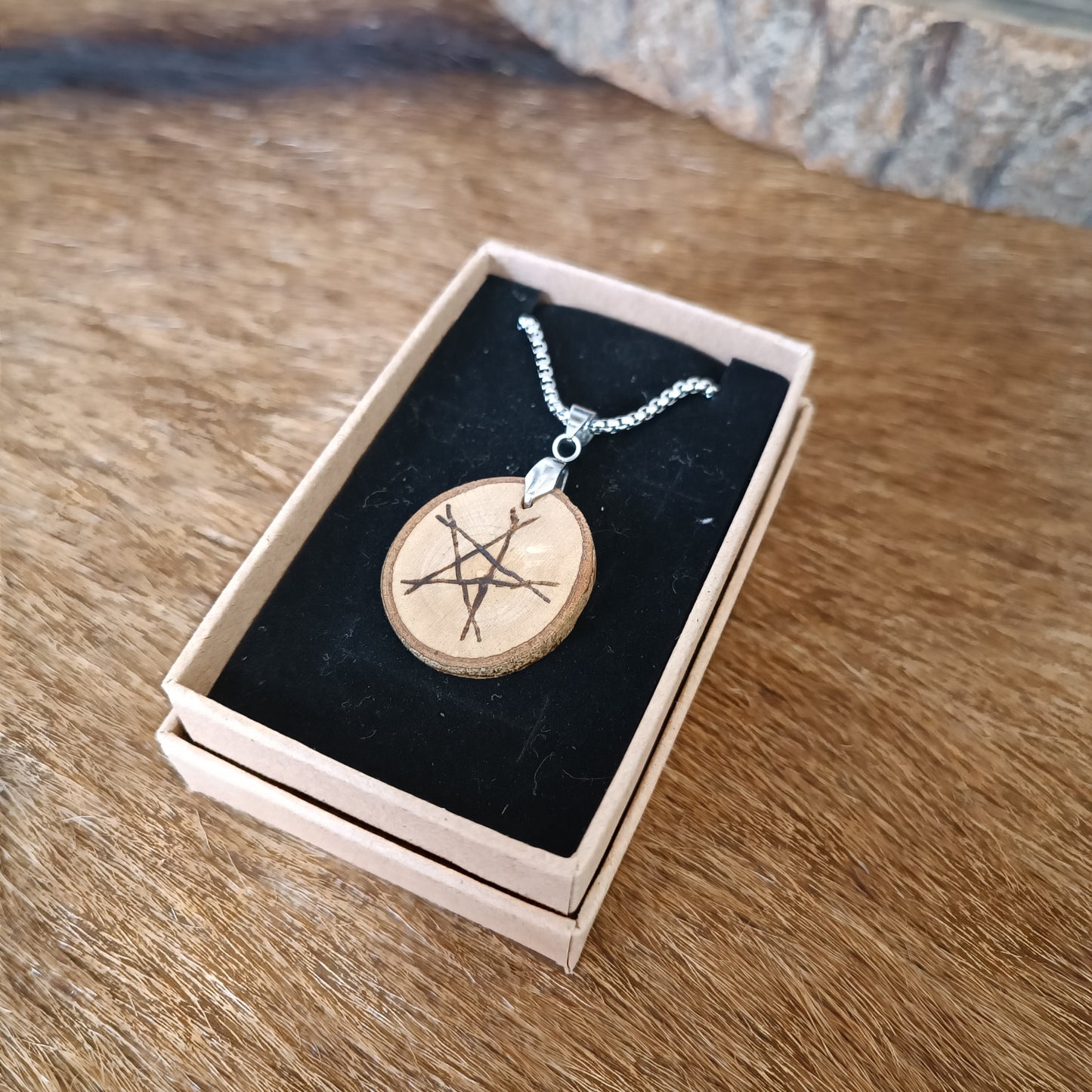 Collier pentagramme