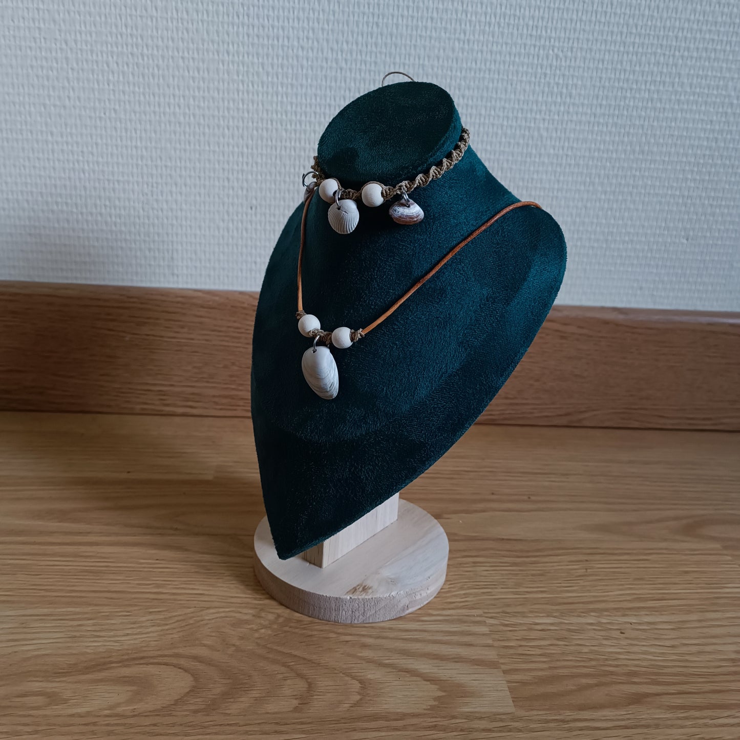 Collier et bracelet coquillage