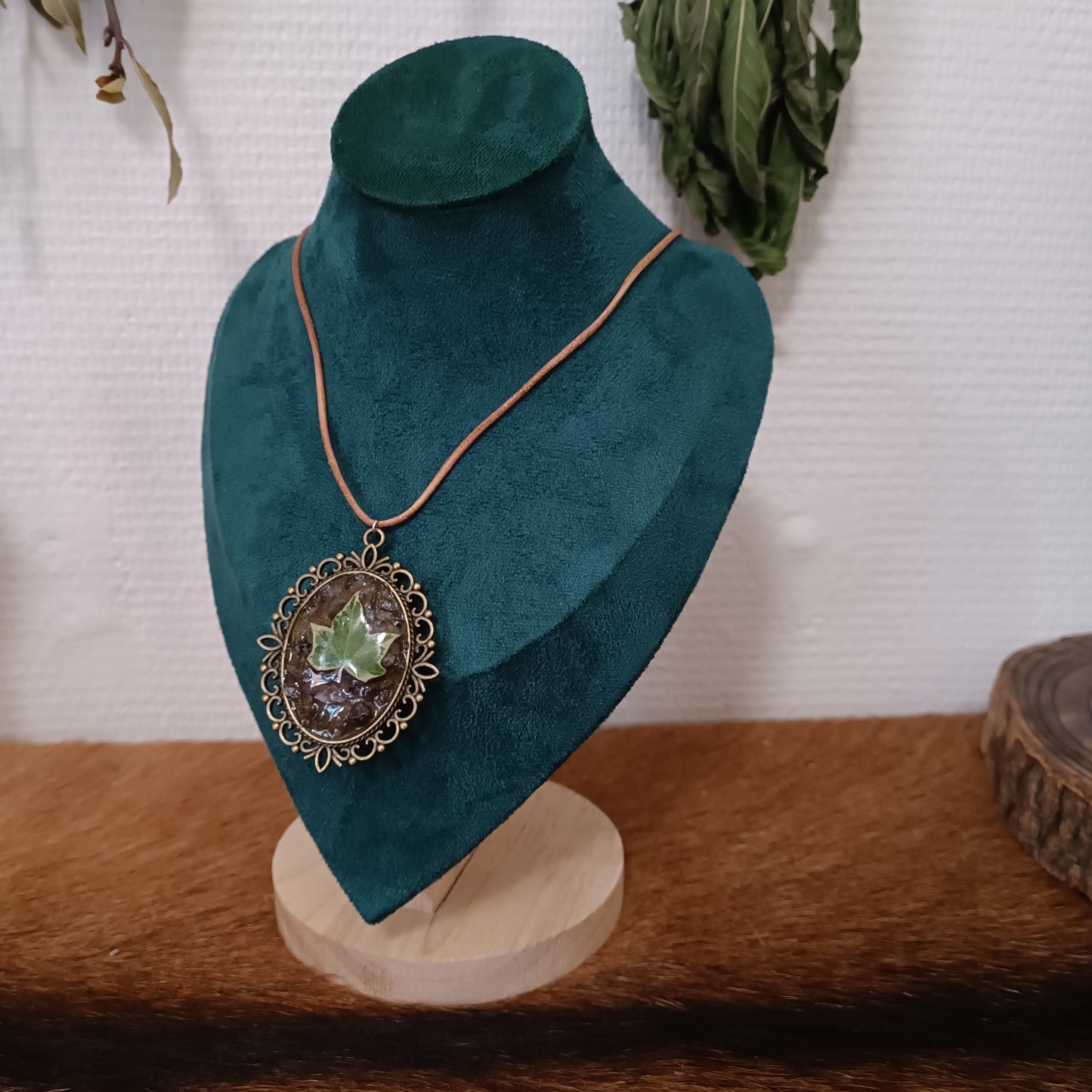 Collier double feuilles