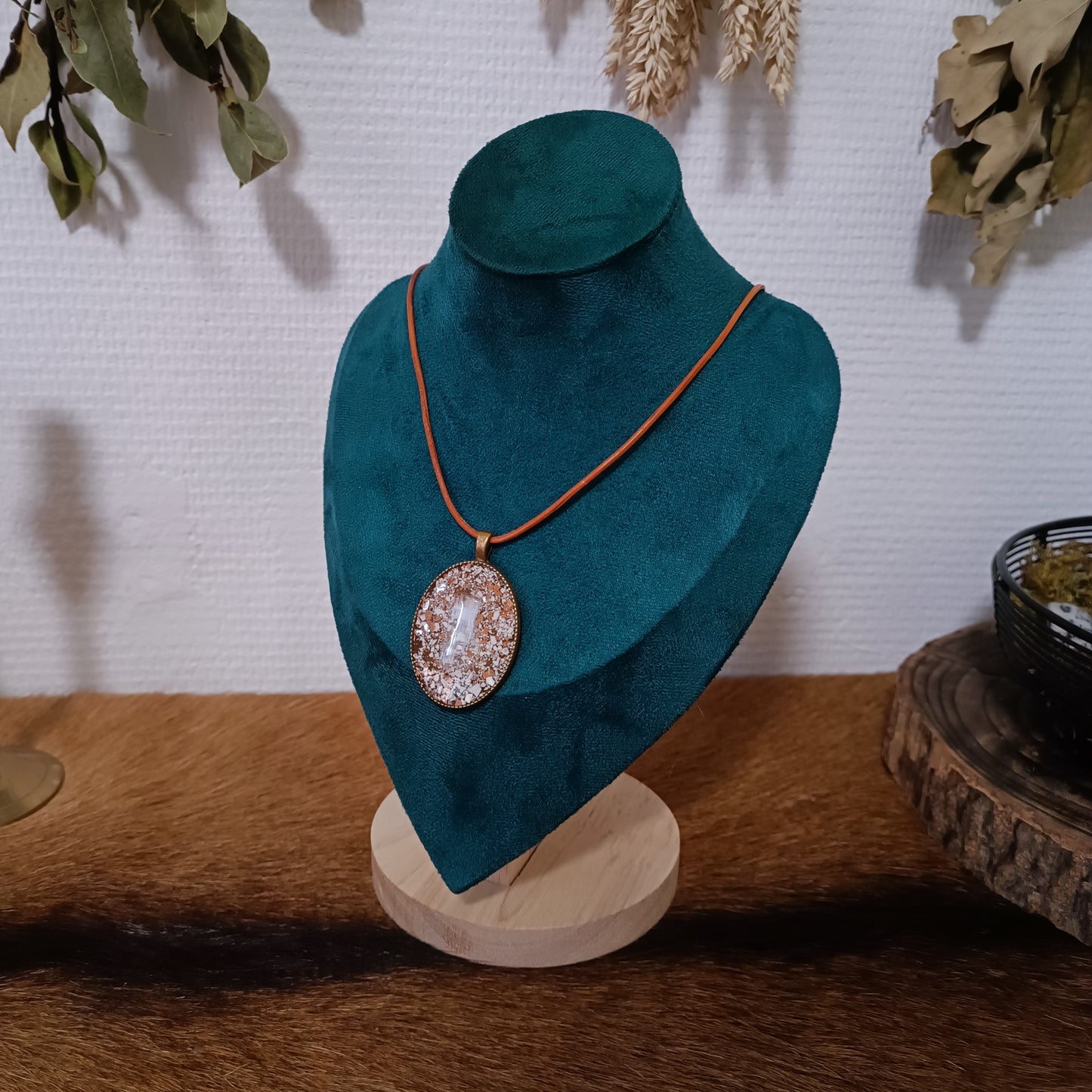 Collier cascarilla