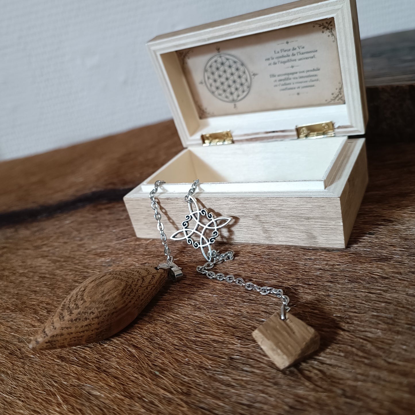 Le coffret du devin